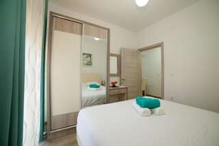 Апартаменты Demiri Apartments Улцинь Апартаменты-23