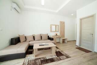 Апартаменты Demiri Apartments Улцинь Апартаменты-24